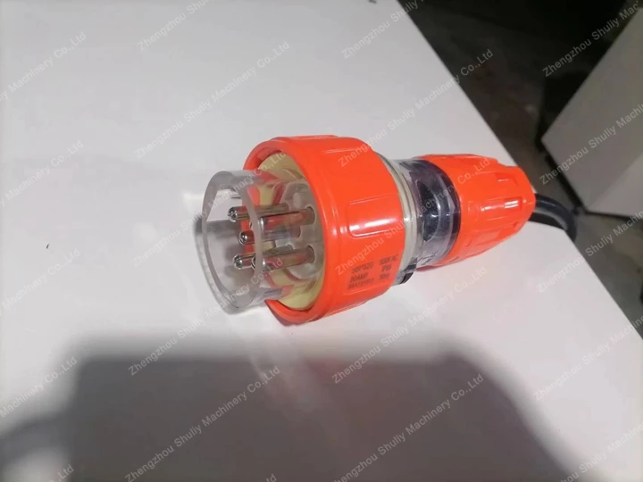 plugue personalizado de trituradora de papelão