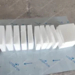 khối đá khô với độ dày khác nhau