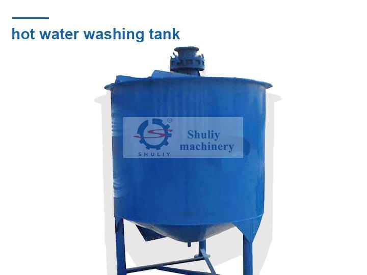 Hot water washing tank