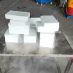 khối đá khô rắn