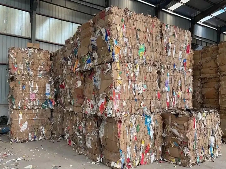 Balisage de cartons de déchets