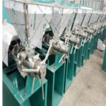 Screw oil press machine