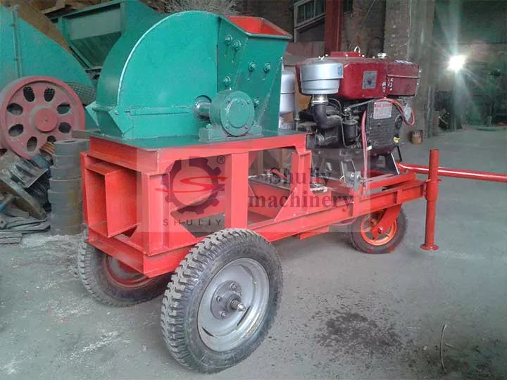 wood crusher with wheel and frame