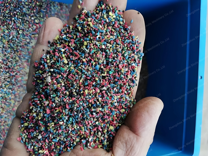 rottami di plastica riciclata