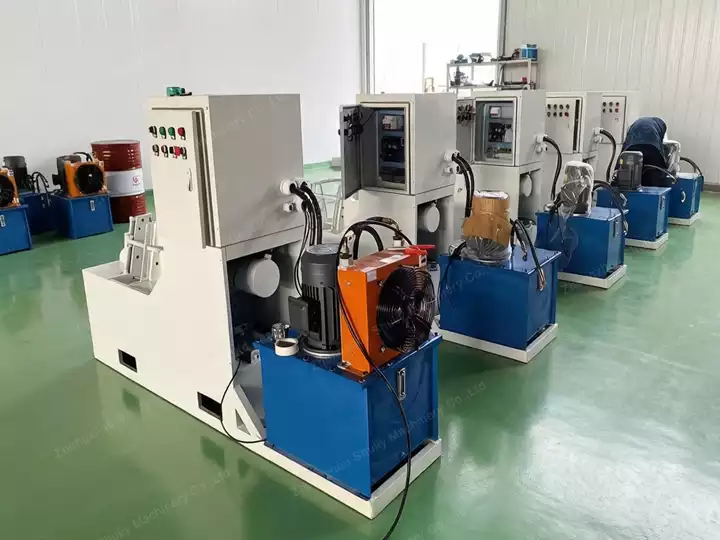 Screw Flight Forming Machine